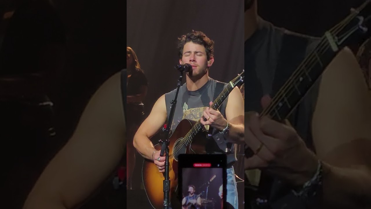 Jonas Brothers Hesitate