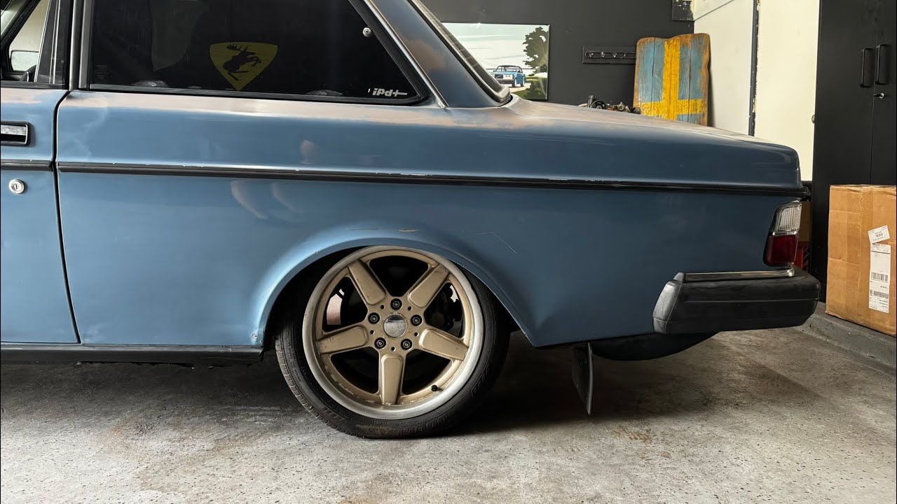 Fixing my Volvo 242 Turbo