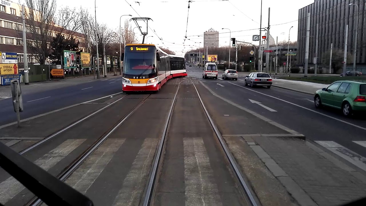 Linka 11 (Spojovací - Spořilov)