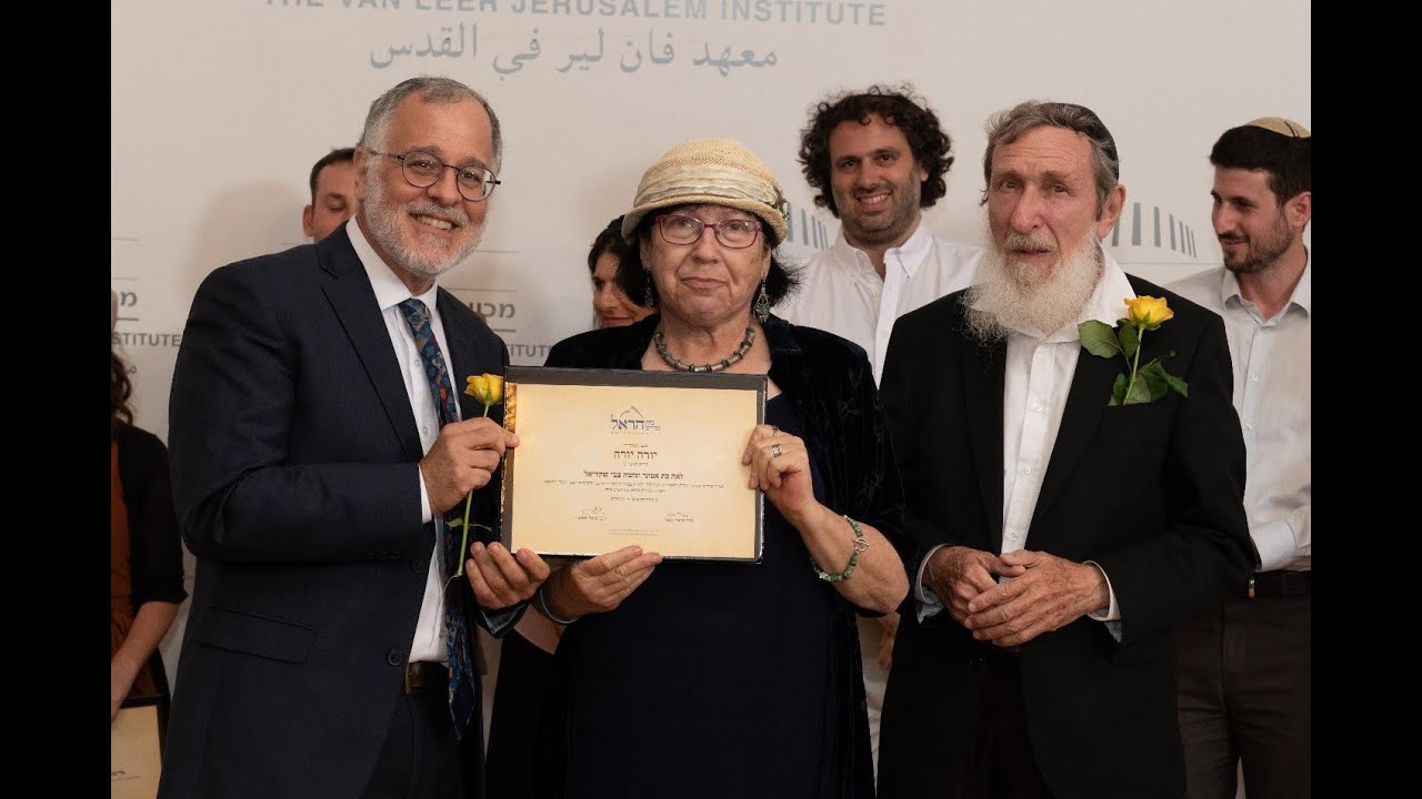 إسأل الحاخام // هل تقبل اليهودية بالمرأة كحاخام؟