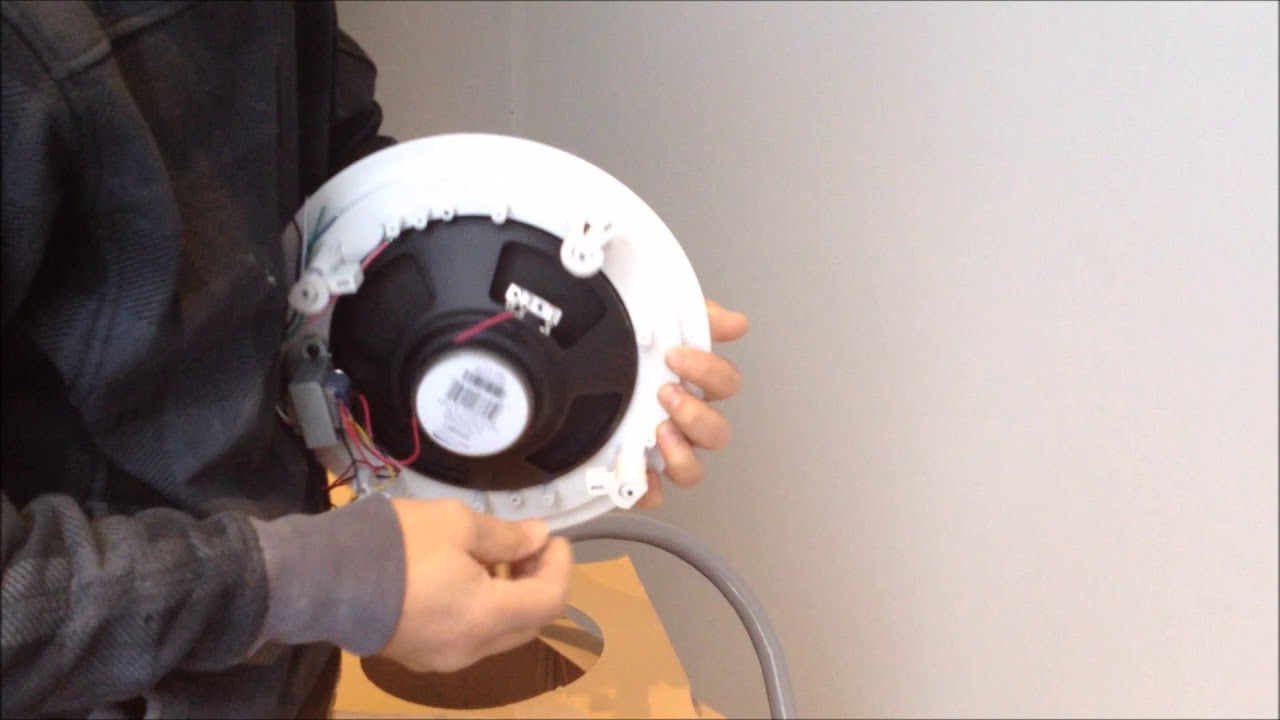 Comment enlever la grille d'un haut parleur