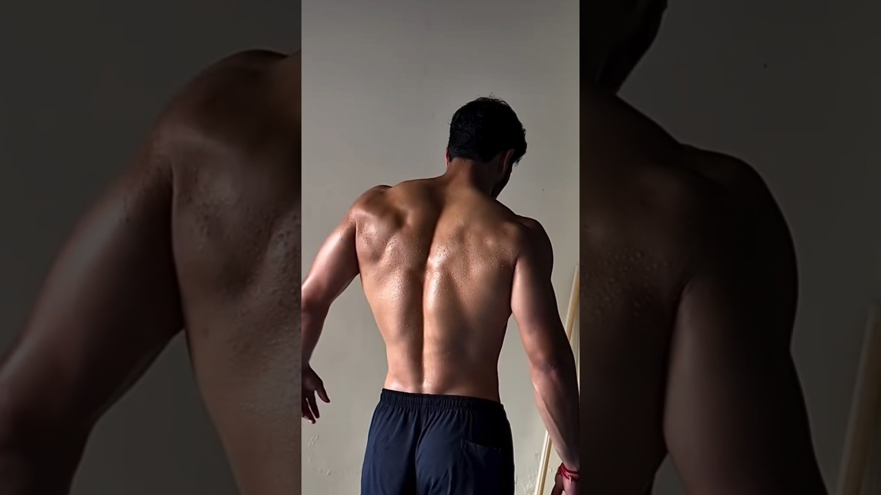 Shredded Workout Motivation | Aesthetic Muscular Poses #shorts