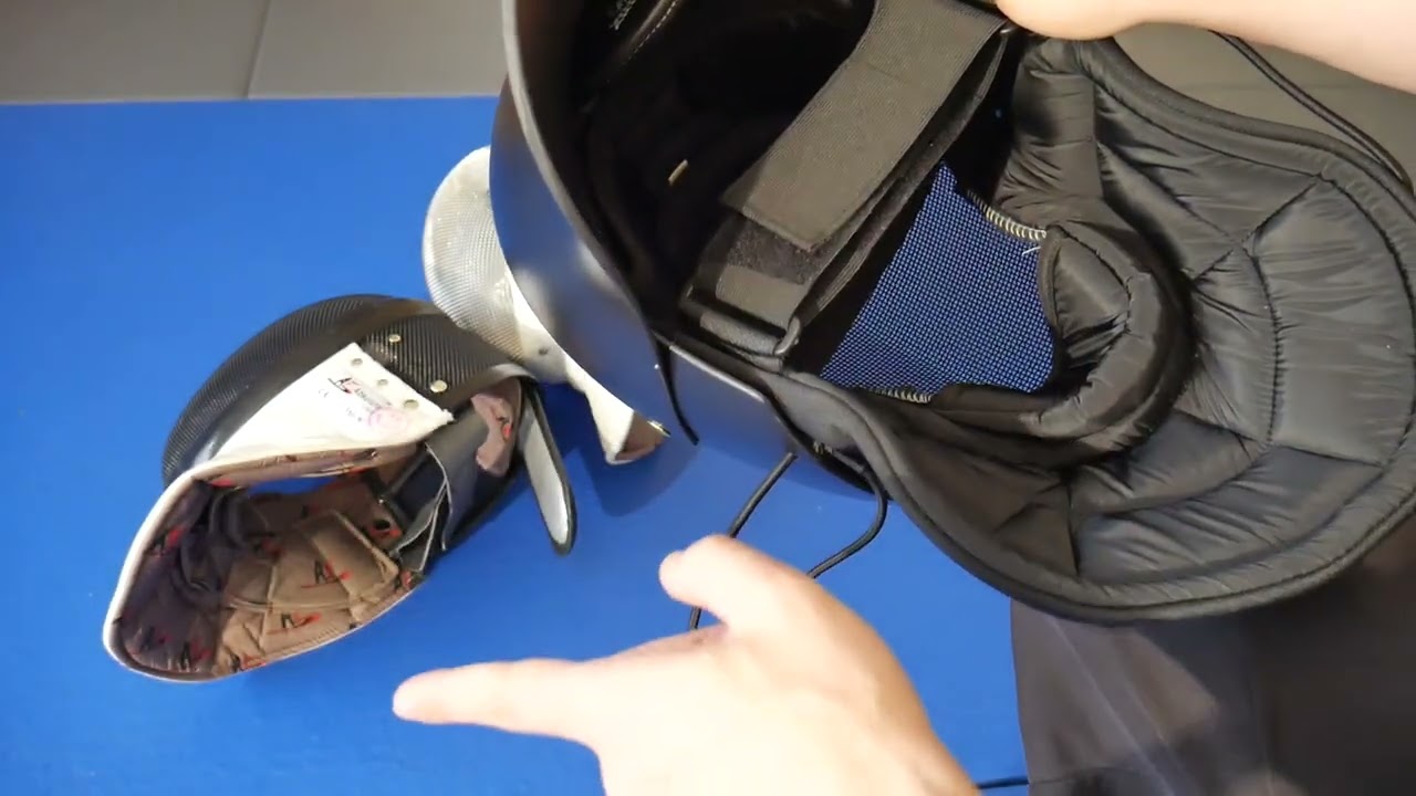Kit Review - 5 minute impression of Wukusi Armory 'Cobra' HEMA Mask