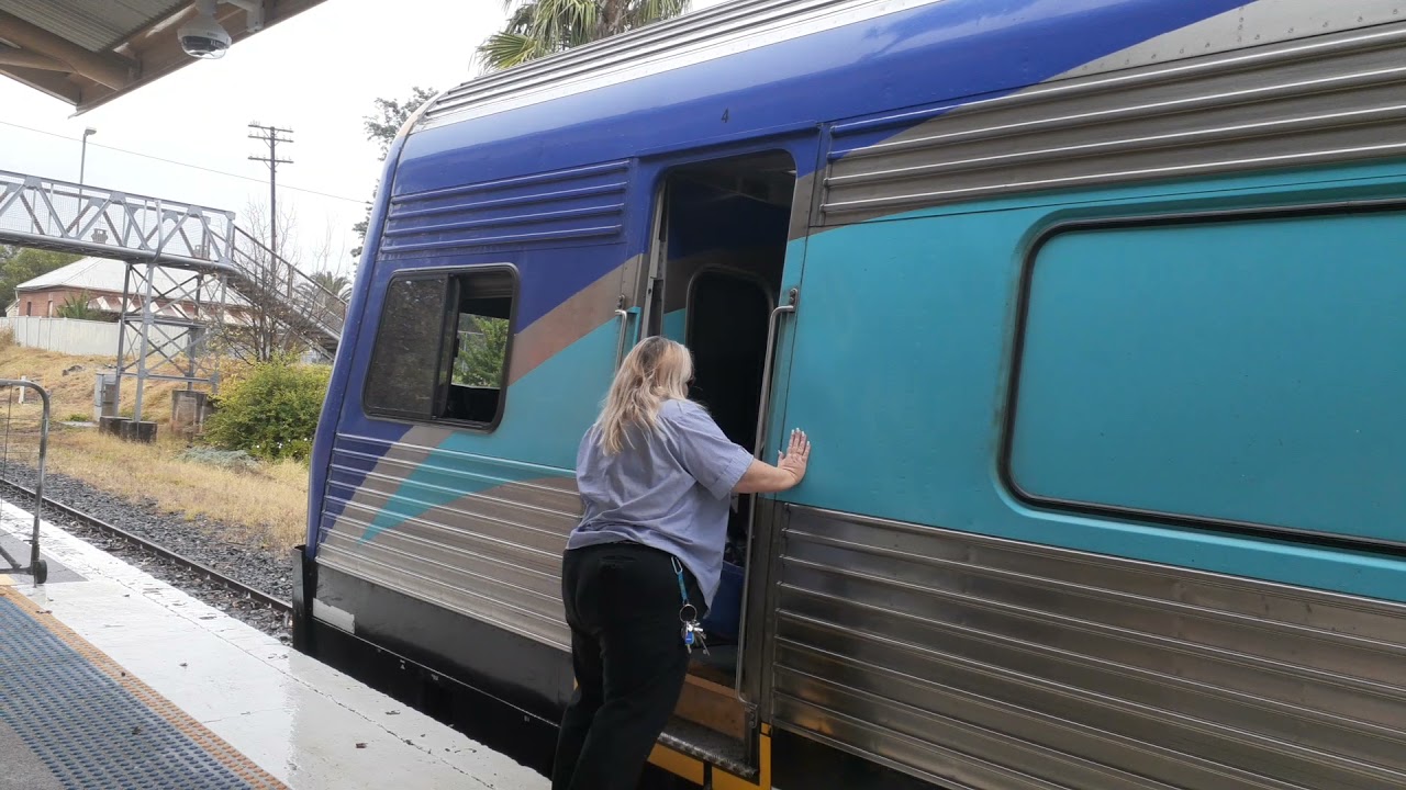 Tamworth to Central