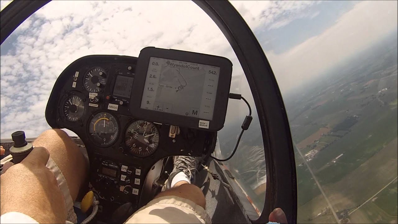 Flying SZD 48 1 Jantar Std 2 in July
