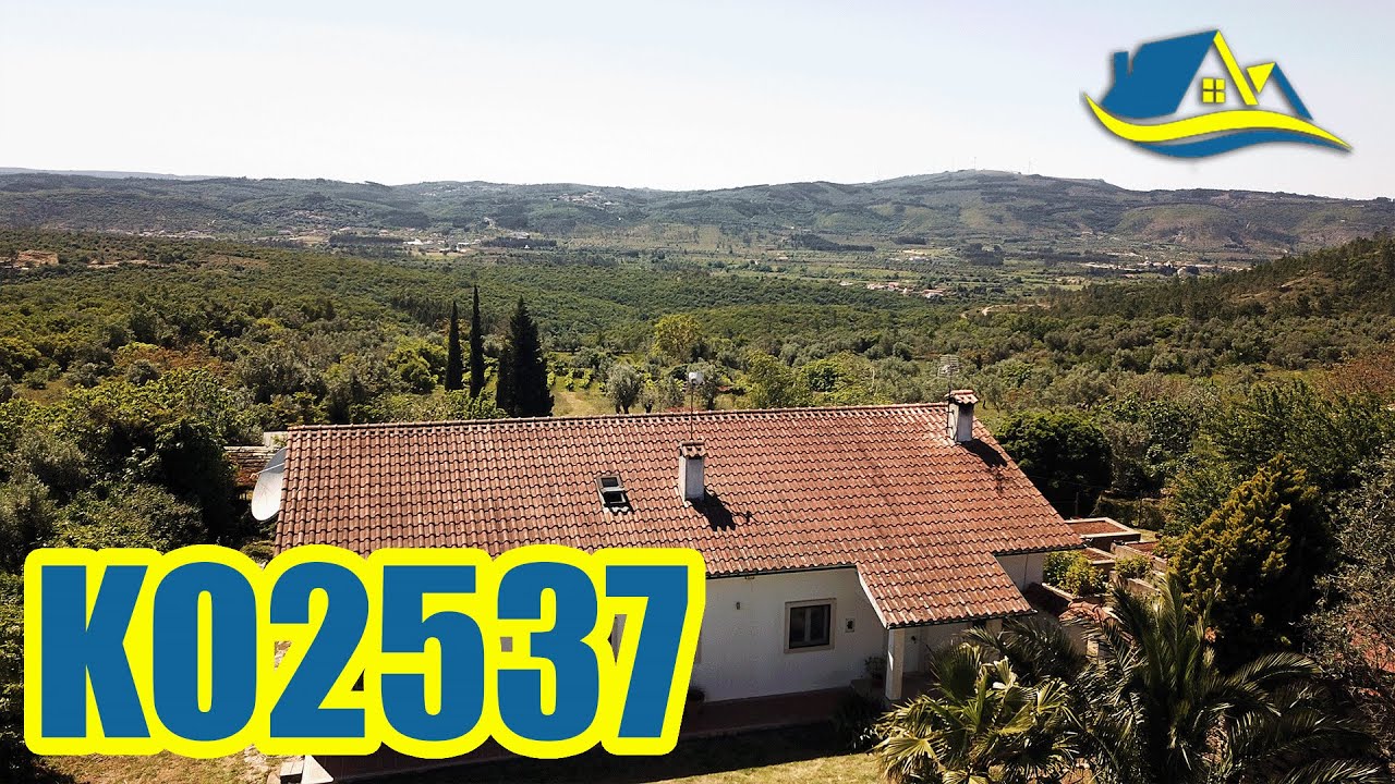Superb 4 bedroom detached bungalow with wonderful views close to the town of Penela, Coimbra.