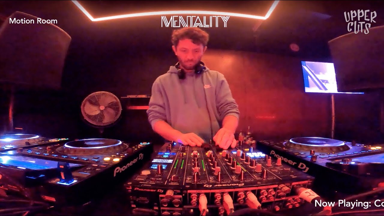 Bredren Invites x Mentality livestream at Fuse Brussels - Commix