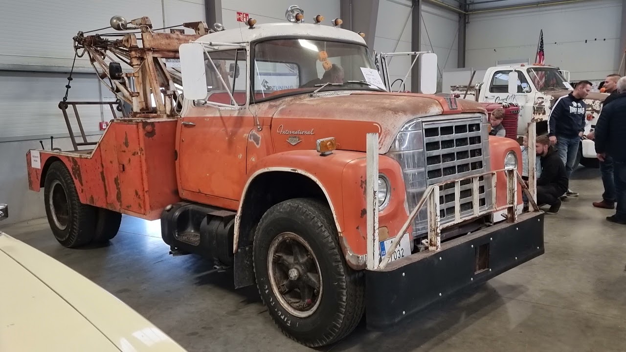 International Loadstar 1700