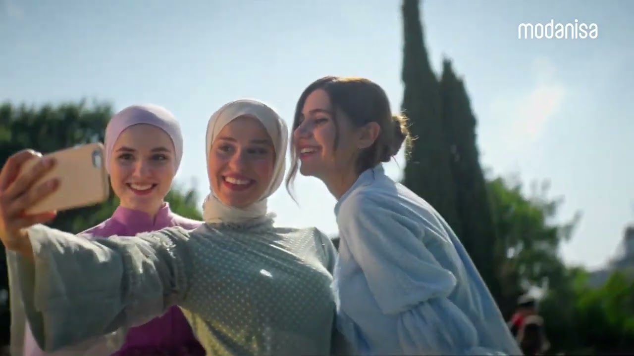 Modanisa: The biggest modest fashion platform 🧡