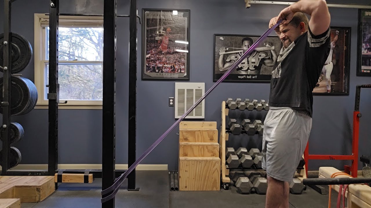 5 Band Exercises for Healthy Shoulders