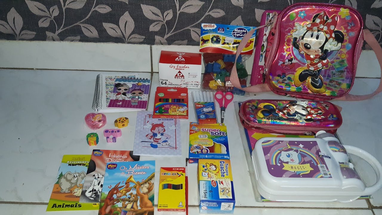 Vlog comprando o matérial escolar de 2020 das minha babys +mostrando tudo pra vocês