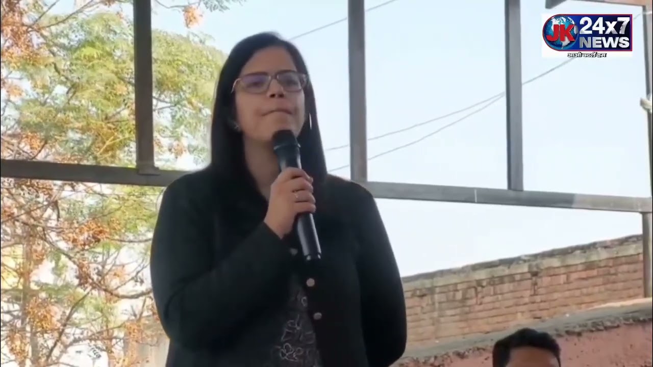 DC Samba Ayushi Sudan Listened to the Grievances of Border Residents of Ramgarh Sector
