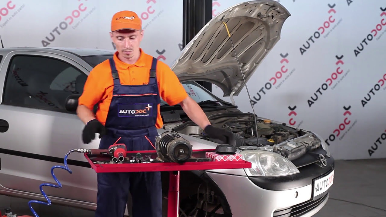 Comment remplacer coupelle d'amortisseur sur OPEL CORSA C [TUTORIEL AUTODOC]