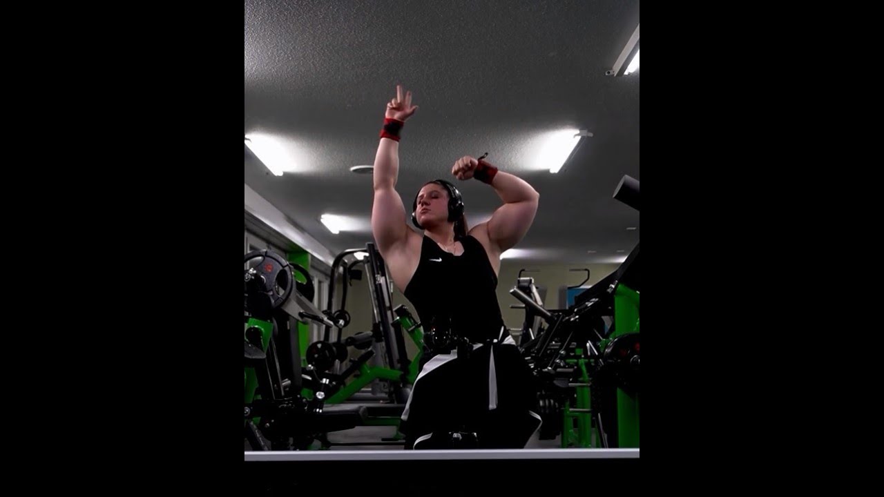 The most massive Female Bodybuilder from Switzerland - Dunja Bitar