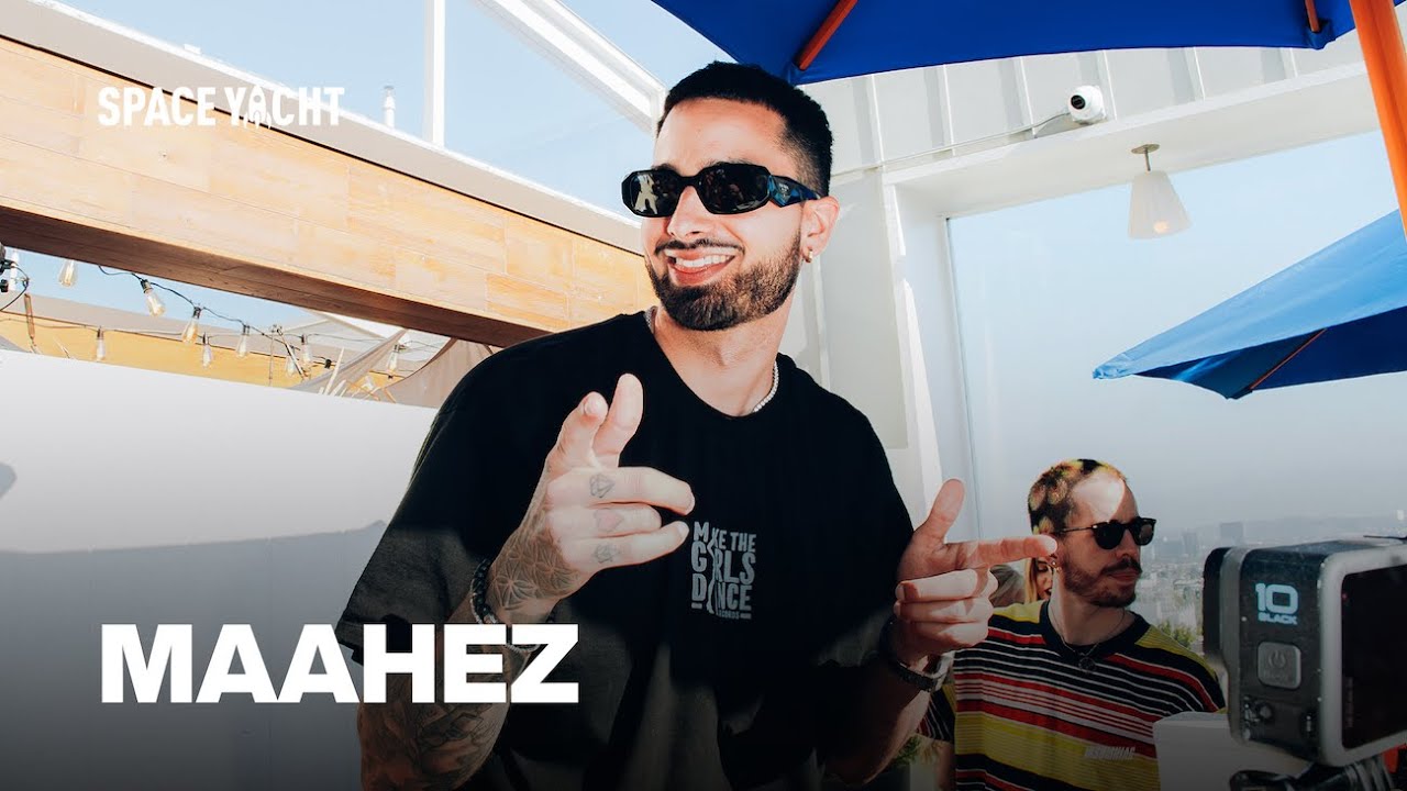 Maahez | Space Yacht Pool Party