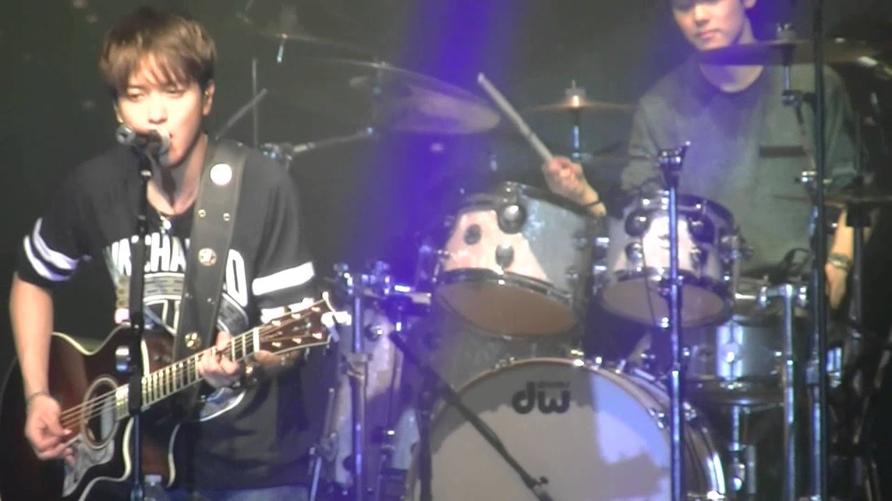 CNBLUE - Love Light Live (Blue Moon Tour 2014 New York City)