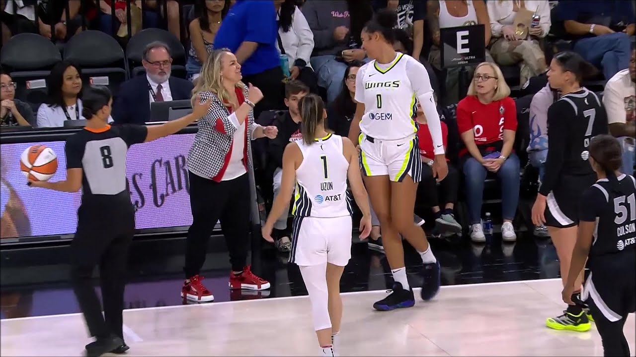 😂 Becky Hammon rats out Satou Sabally to refs | Las Vegas Aces vs Dallas Wings WNBA basketball