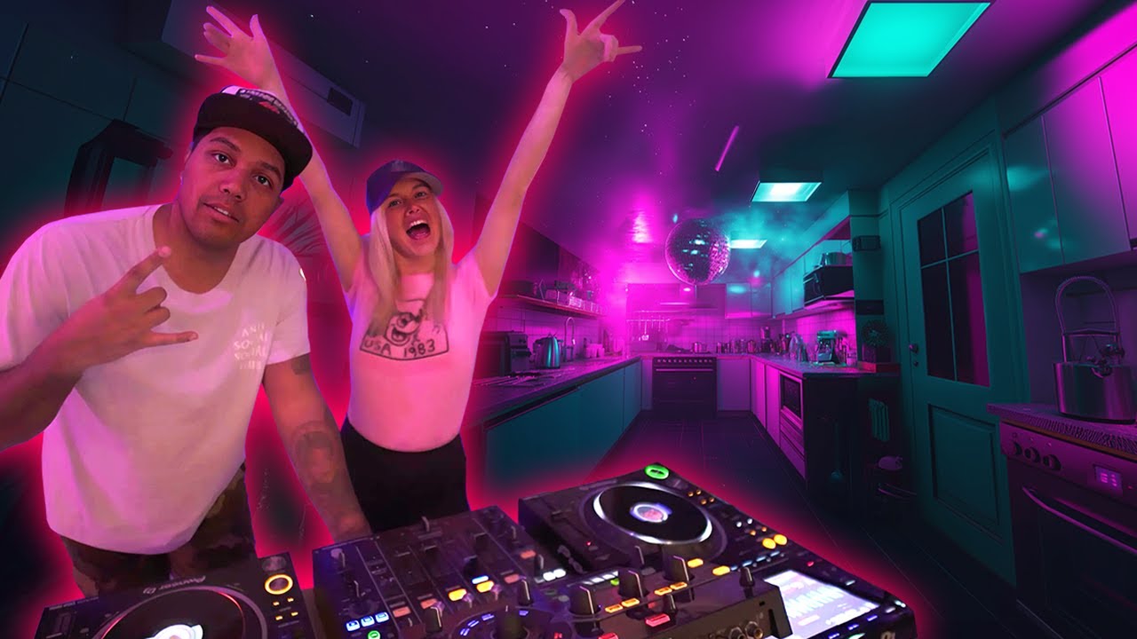 The Best Tech House | Minimal Deep Tech & Latin House Mix - 2025 (🔴LIVE)