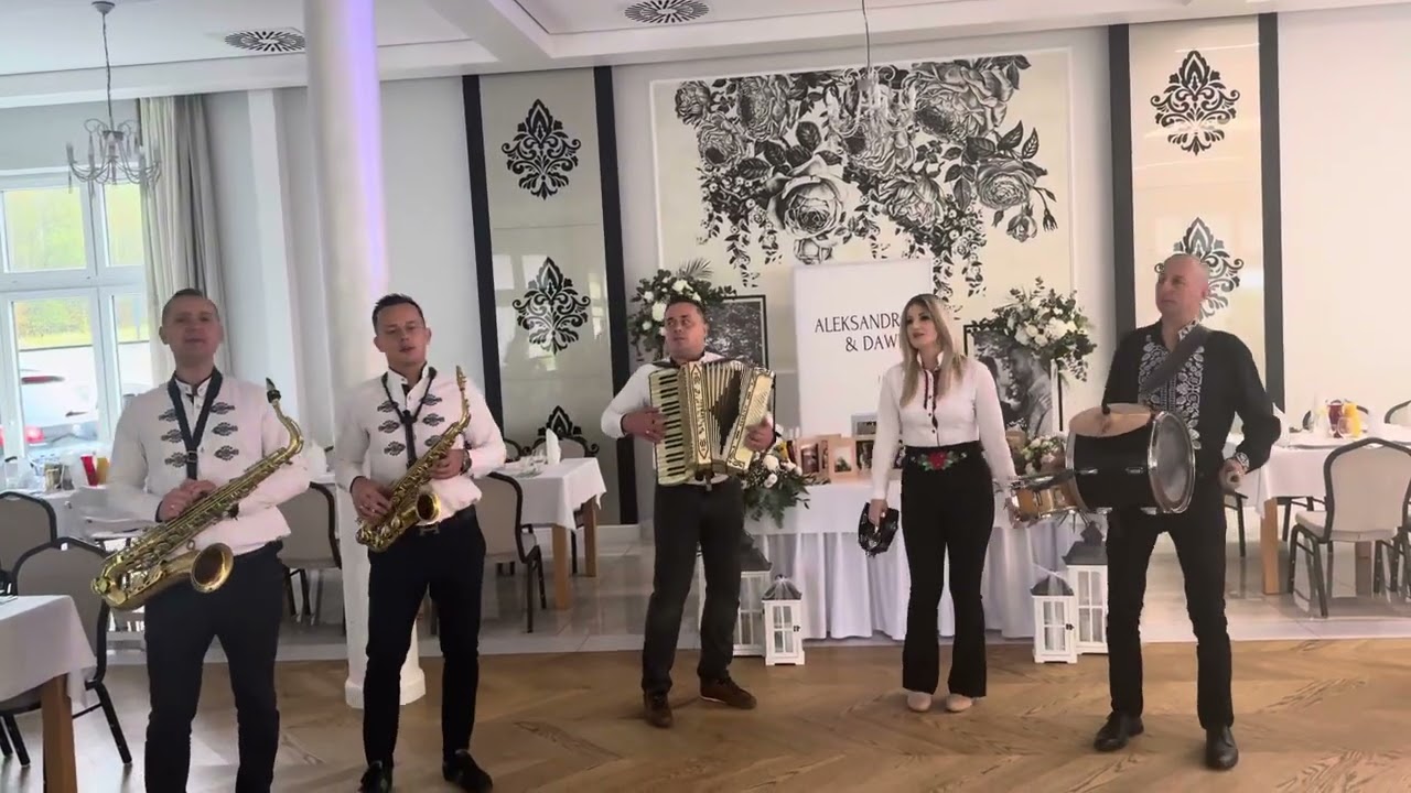 Tam pod borem Biesiada 