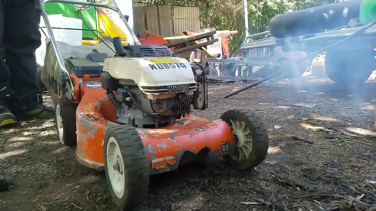 RED&Eacute;MARRAGE: tondeuse Kubota