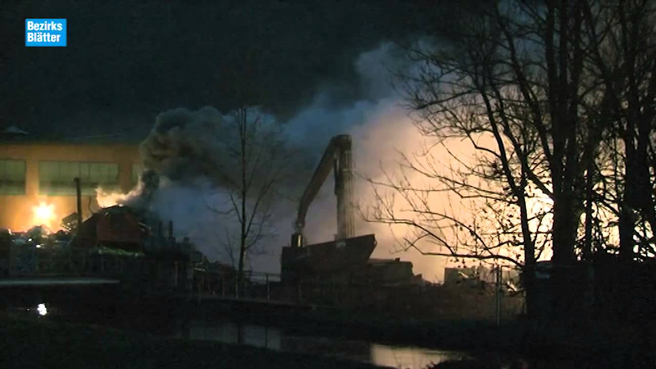 Brand im Gewerbegebiet Schlöglmühl - Bez. Neunkirchen