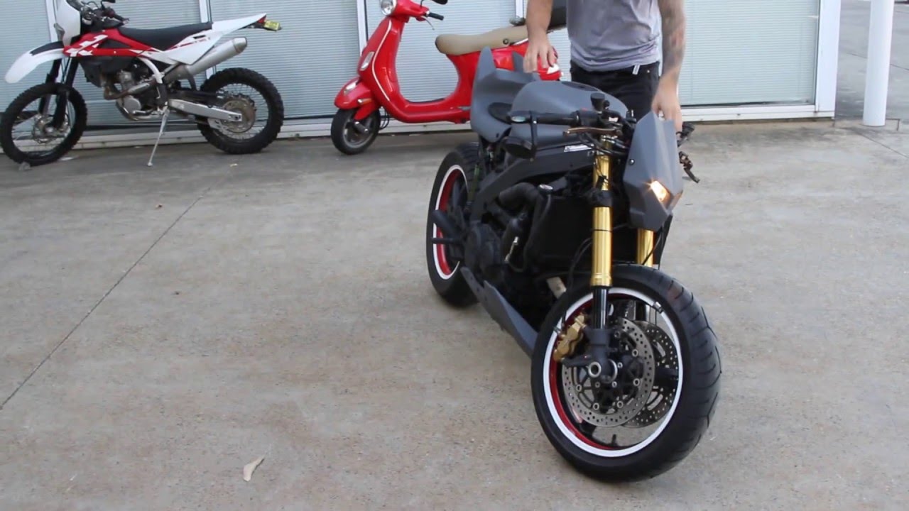 Honda VFR 750 Streetfighter