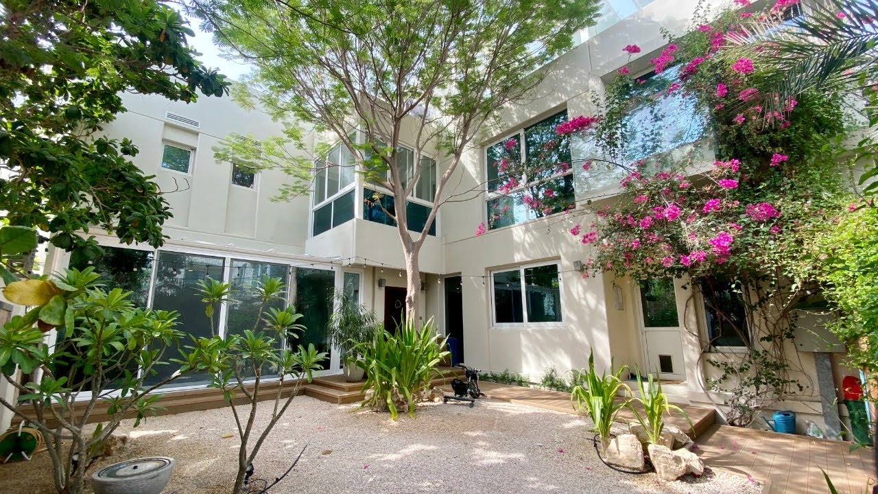 Beautiful And Eco-friendly 4 Bedroom Villa Up For Grabs At The Sustainable City!