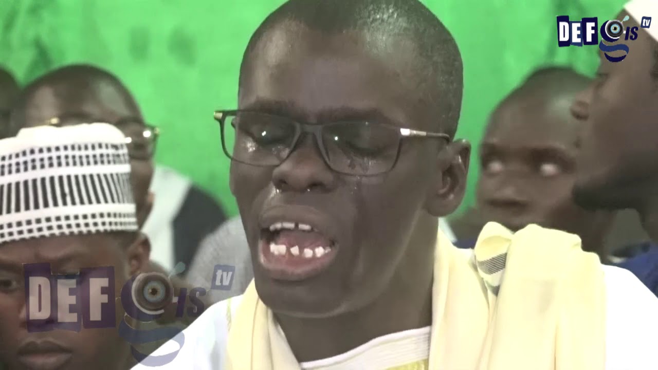 EMOUVANT KHADM KEBE EN A PLEURER