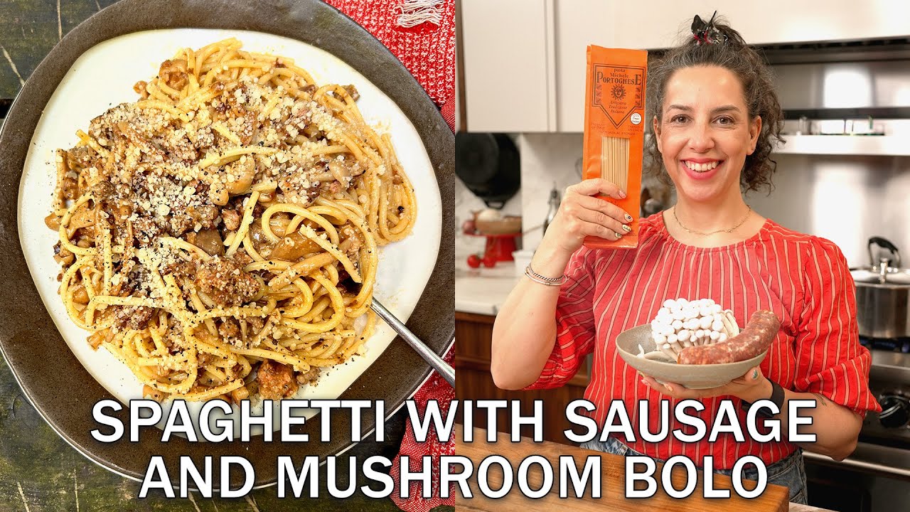 Spaghetti with Sausage and Mushroom Bolo