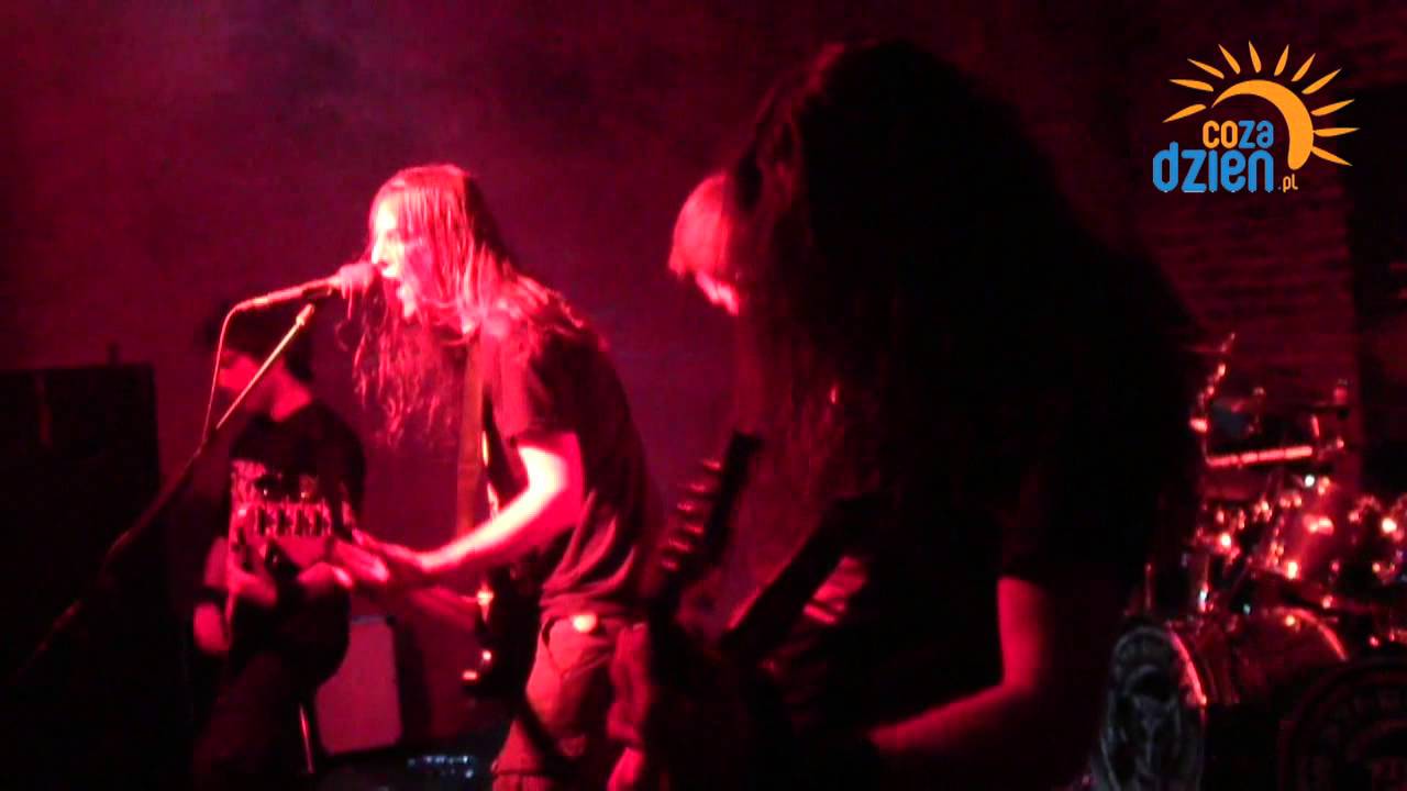 Frozen Plague Tour 2013 w Katakumbach