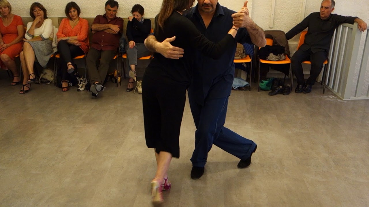 Tango balanceo giro ocho cortado