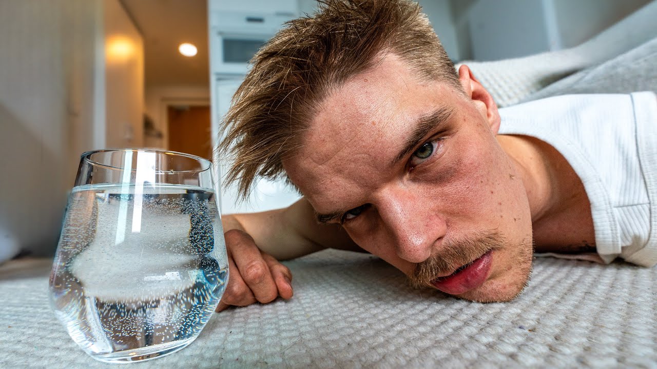 Selviydyn viikon pelkällä vedellä (elämäni kamalin kokemus)