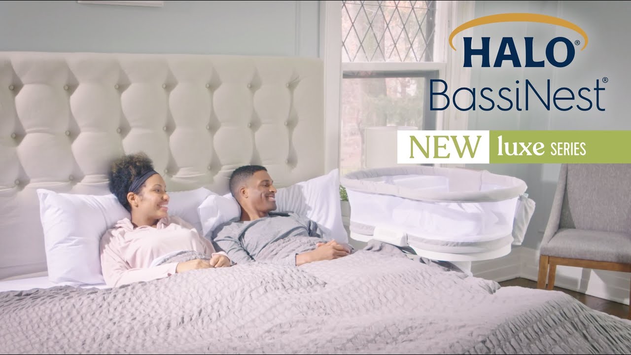 New HALO&reg; BassiNest&reg; Swivel Sleeper - Luxe | Make Safe Sleep Easier