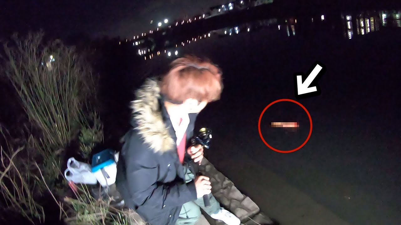 【閲覧注意】釣り動画の撮影中に◯体が針にかかってしまいました。