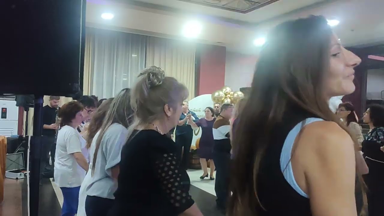 Мома Яница и китка песни - Цветелина и Панайот Стойчеви 