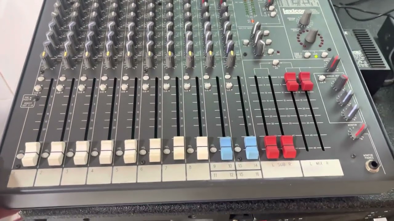 Mixer Soundracft Spirit FX8 hàng Anh Quốc máy rin đẹp lh0377796447