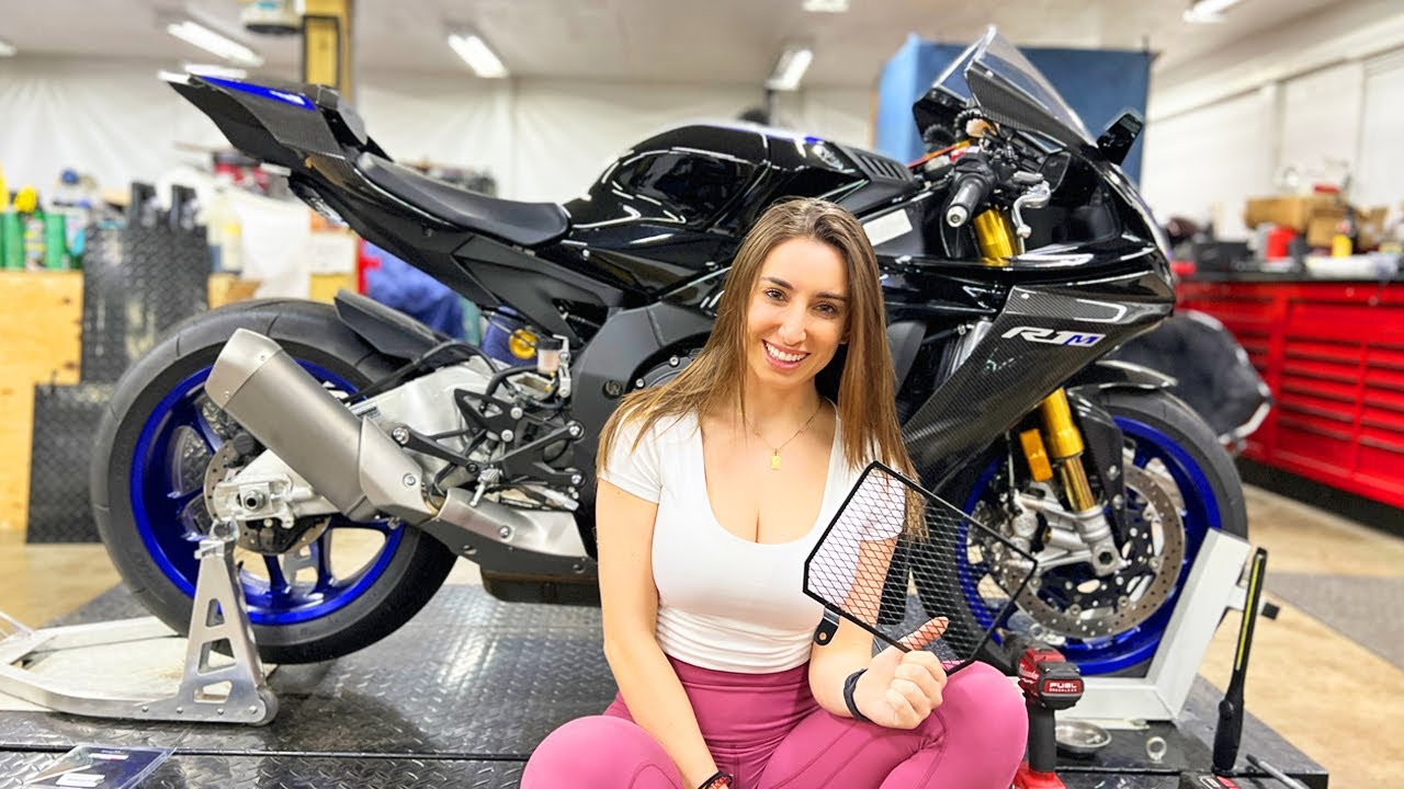 Our Yamaha R1M Gets Blacked Out Radiator Guards!!!