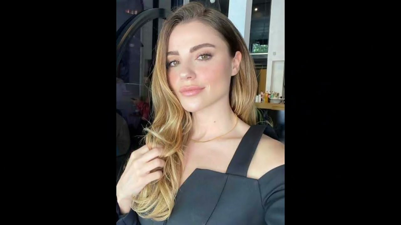 famous turkish actress Ezgi Eyuboglu pic latest beautifull amazing cute images of  reallife drama