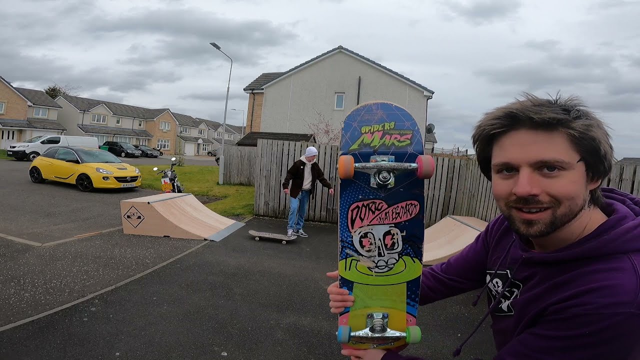 SKT RAMPS - UNBOXING - BUILDING - SKATING 🔥