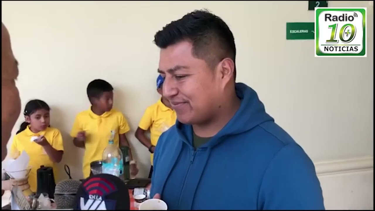 NIÑOS CAFICULTORES DE TOTORO, CAUCA, SIEMBRAN FUTURO CON EL PROYECTO ESCUELA Y CAFE.