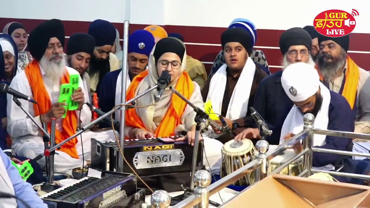 Awesome Kirtan- Bibi Divjot Kaur Ji Patiala & Bibi Manjinder Kaur Ji & Bhai Jaspal SinghJi Jalandhar