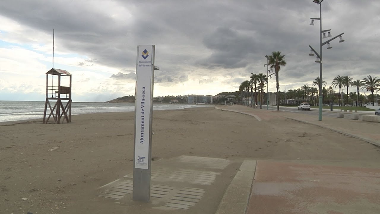 La platja de la Pineda és la més contaminada per microplàstics de Catalunya