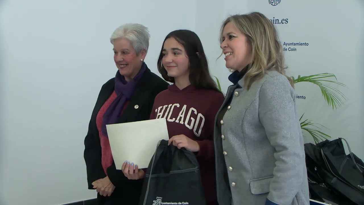 ENTREGA PREMIO CERTAMEN CORTOS 8M