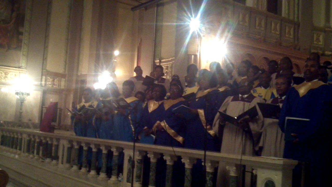 Mass Choir Christ va bientot venir.