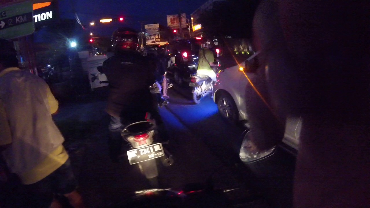 Driving in Bali (Night)