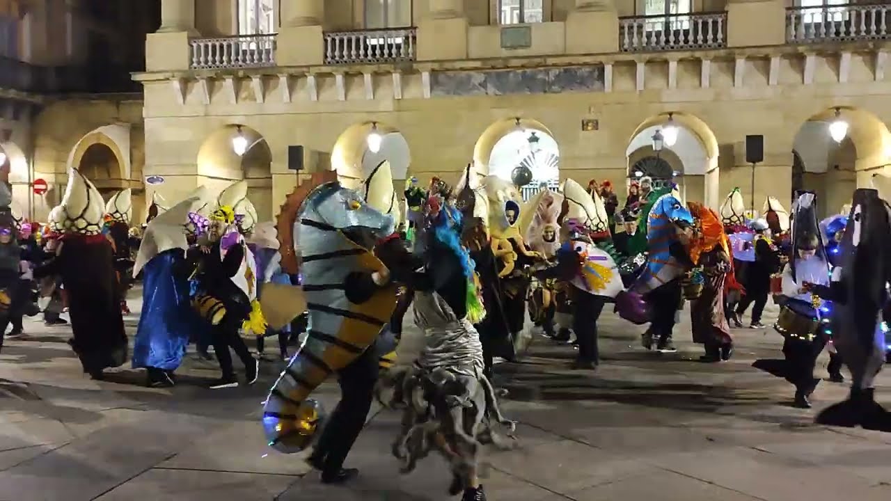Lanpernen konpartsa 2025 | Comparsa de Percebes