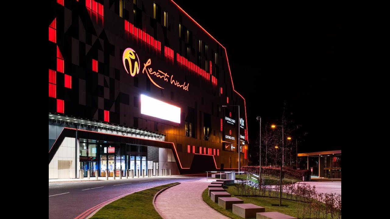 We Stayed At The Biggest Slot Gambling Casino in the UK - Resorts World Birmingham UK Overview   4K