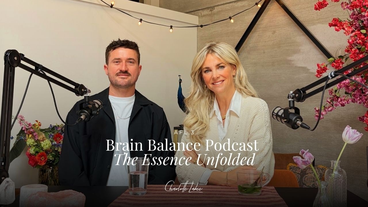 The Essence Unfolded afl. 3 | Emoties wegstoppen, ondernemen in een mannenwereld & bewust vaderschap