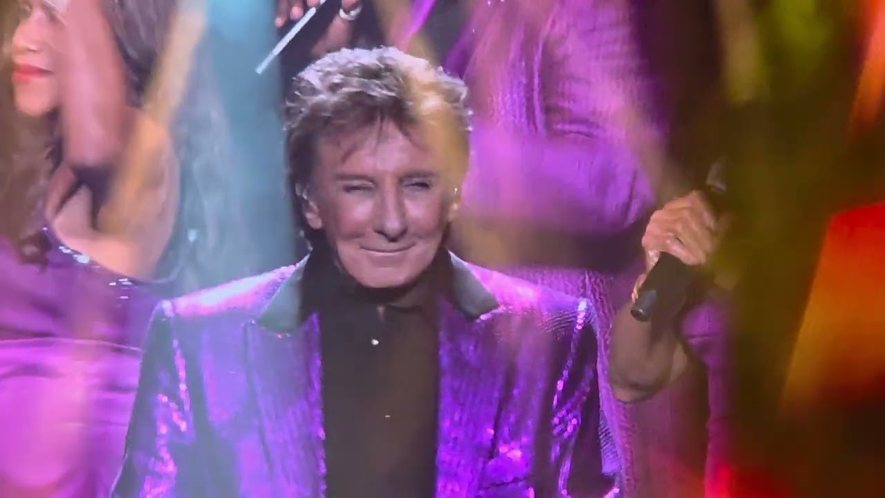 Barry manilow  in  cleveland, 2025.                      could this be magic.