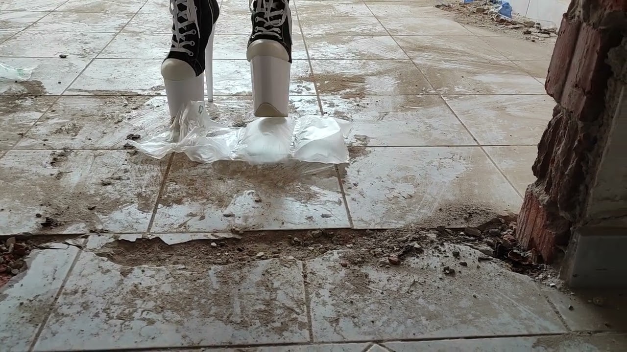 White 8 inch platform vs airbag